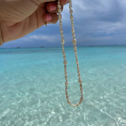 PEARLY ISLAND NECKLACE