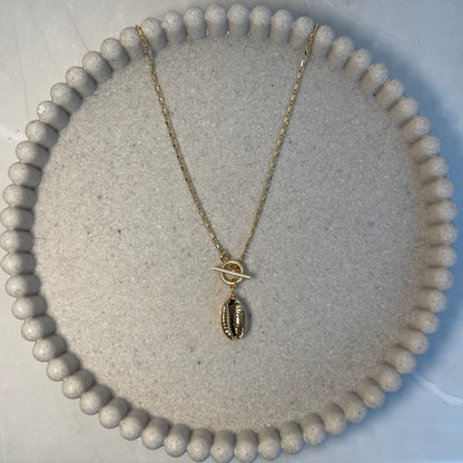 SHELL T-BAR NECKLACE